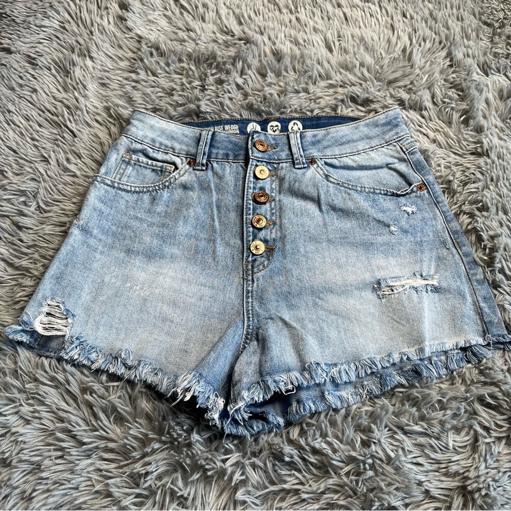 Rewash Shorts Size 7 Denim Super High Rise Wedge Vintage Reunion Button Fly Raw